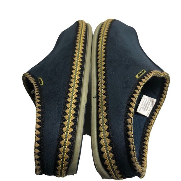 Deer Stags Wherever Blue Clog Slippers - Picture 6 of 8